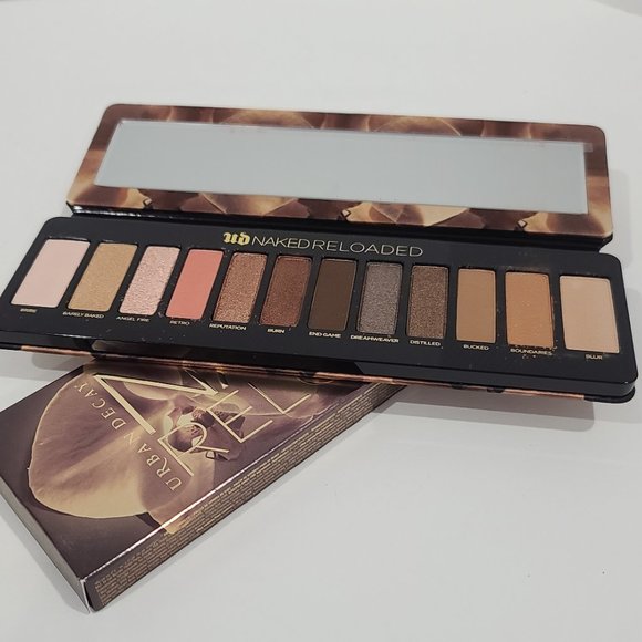 40% SALE ✅Urban Decay RELOADED Eyeshadow Palette ✨ NEW IN BOX - Picture 2 of 9